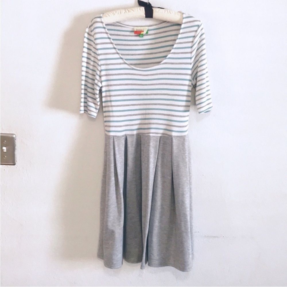 ModCloth fervour grey striped dress L